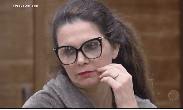 A Fazenda 12: Luiza Ambiel teme roça: "Sensação muito ruim"