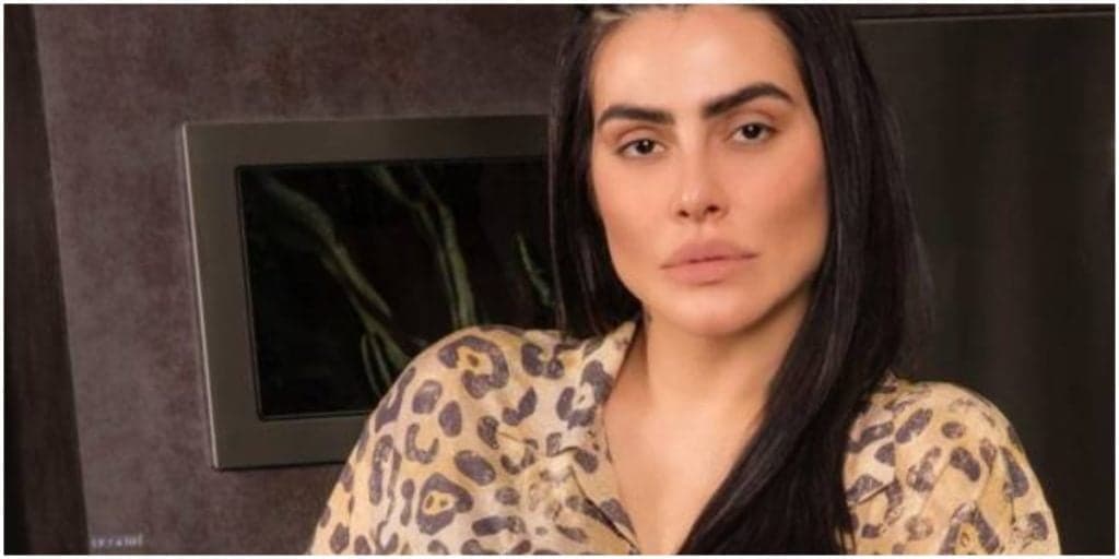 Cleo, após esquecer da irmã, revela ataque de ódio e esculacha: "Tanto ódio''