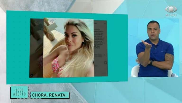 Denílson comentou foto de Renata Fan de biquíni ao vivo na Band (Reprodução) Denílson comentou foto de Renata Fan de biquíni ao vivo na Band (Reprodução)