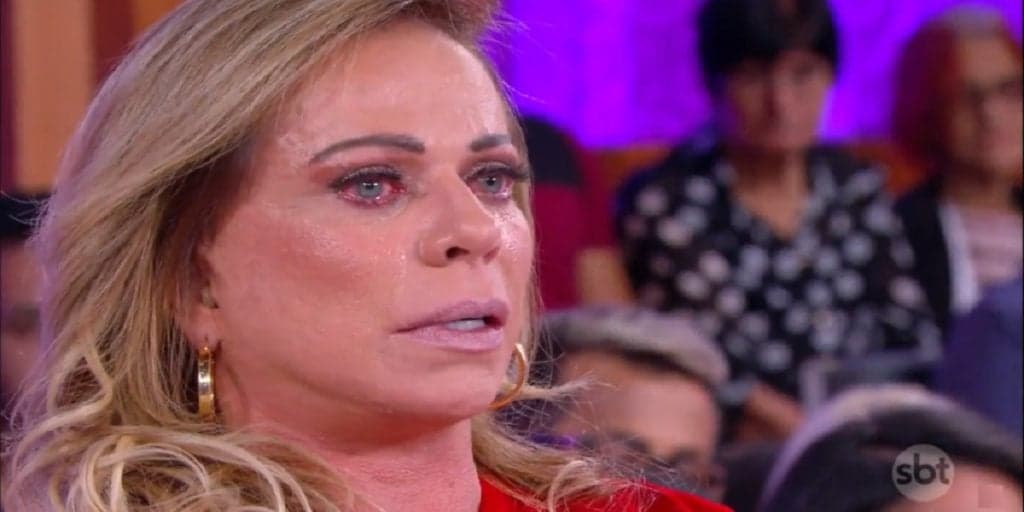 SBT vive situação delicada com crise e novos cortes são anunciados