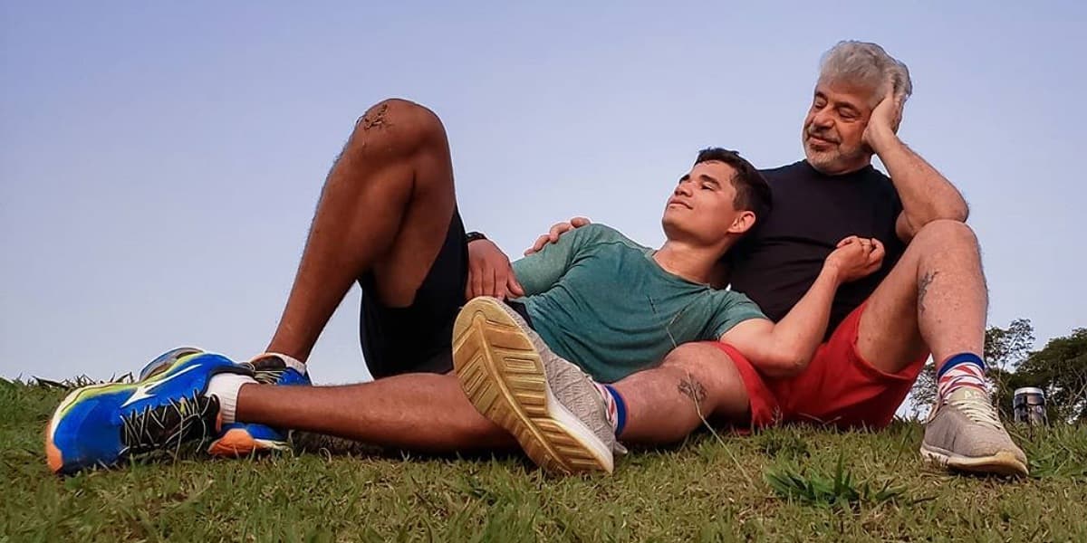 Lulu Santos fala sobre comentários maldosos em fotos com o marido (Foto: Reprodução/Instagram) Lulu Santos fala sobre comentários maldosos em fotos com o marido (Foto: Reprodução/Instagram)