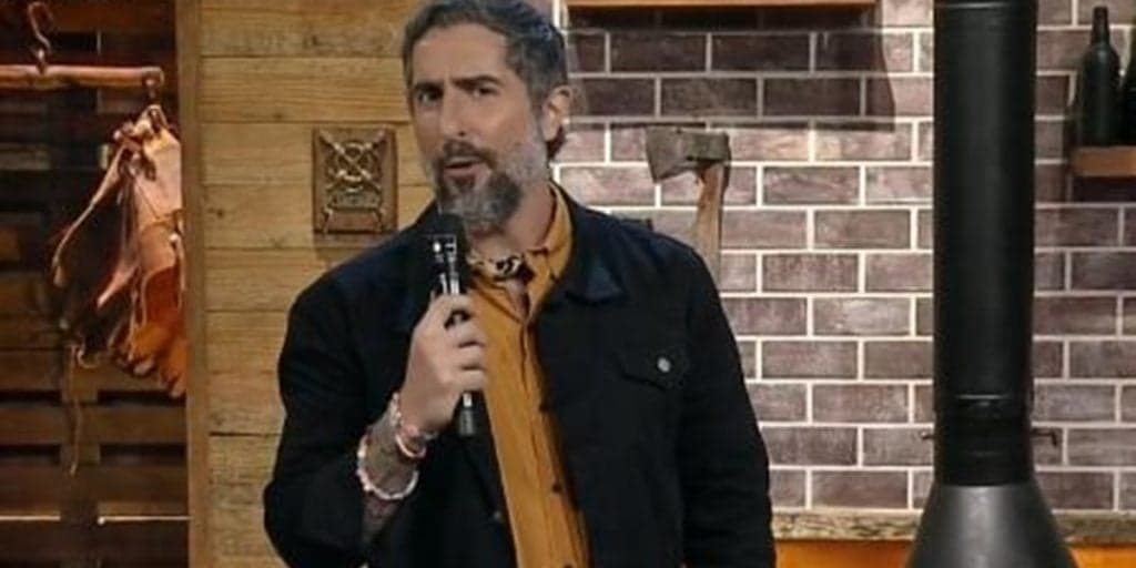 A Fazenda 12: Marcos Mion não consegue esconder o seu favoritismo em Biel e acaba sendo criticado pelo público
