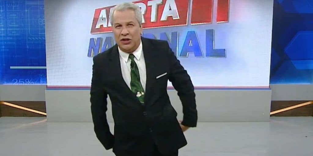 Sikêra Jr. volta a detonar Xuxa
