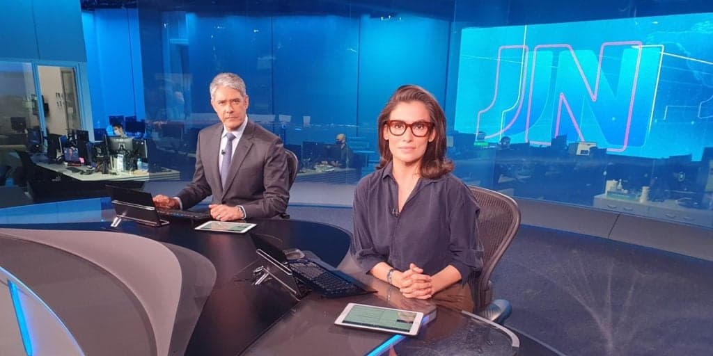 William Bonner dá notícia sobre Bolsonaro no JN