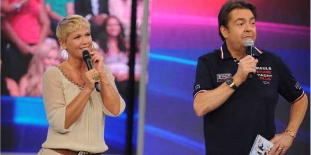 Xuxa divulga foto oficialmente na Globo