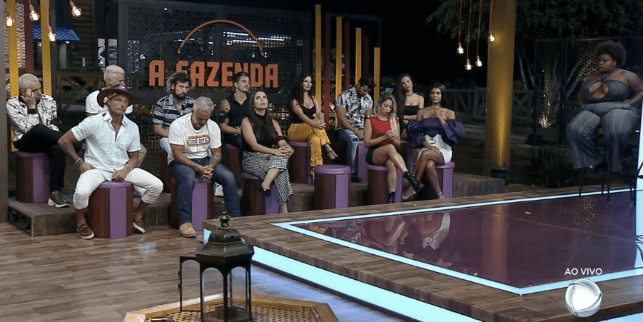 A Fazenda 12: Por audiência histórica, bispos da Record aceitam beijo gay, baixaria e até demônio