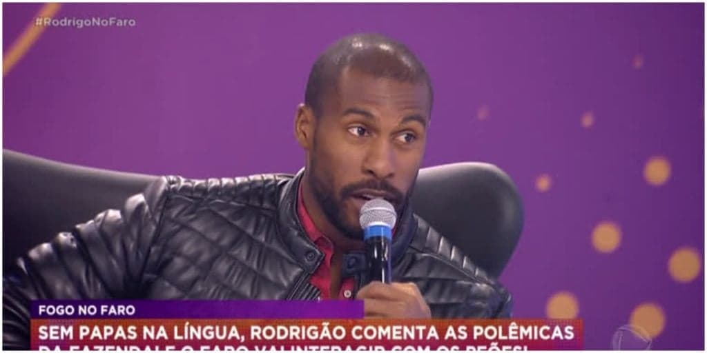 A Fazenda 12: No Faro, Rodrigo diz que Jojo é agressiva e ela, ao vivo da casa, avisa: "Vou te socar"