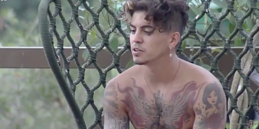 A Fazenda 12: Biel é flagrado com a cueca molhada e peru fica marcado: "Gostoso''