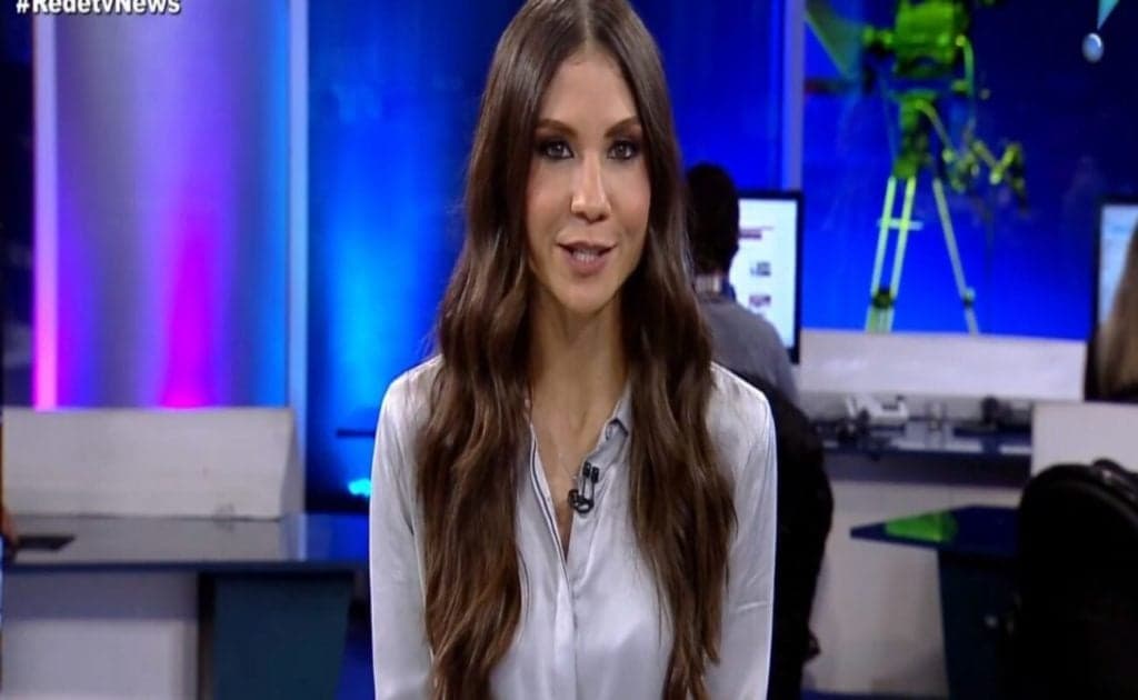 Amanda Klein é atacada por bolsonaristas