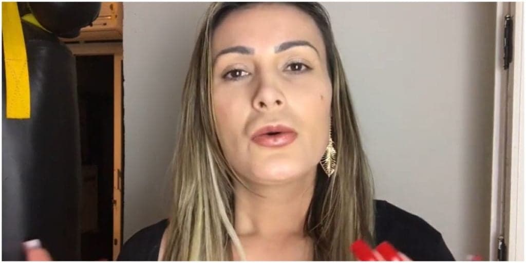 Andressa Urach tira máscara da igreja, revela podres dos bastidores e causa espanto: "Nem no tempo da prostituição"