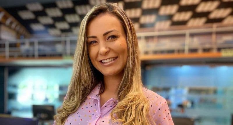 Andressa Urach repudia igreja, exige doações de volta e escandaliza: "Não me senti assim nem na prostituição"
