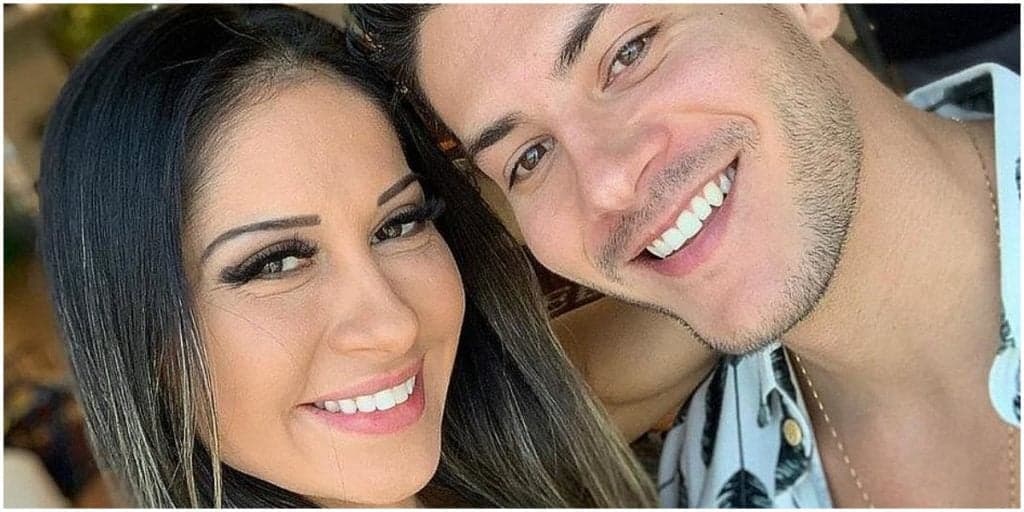 Reataram o casamento? Mayra Cardi é flagrada com Arthur Aguiar em clima íntimo após esculachar o ator