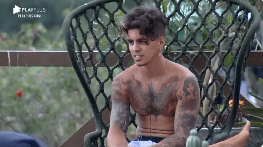 A Fazenda 12: Biel diz que Raissa só voltou da roça pelos fãs da Mirella: "Seu público abraçou ela"