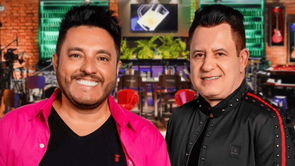 Bruno e Marrone surgem juntos em live