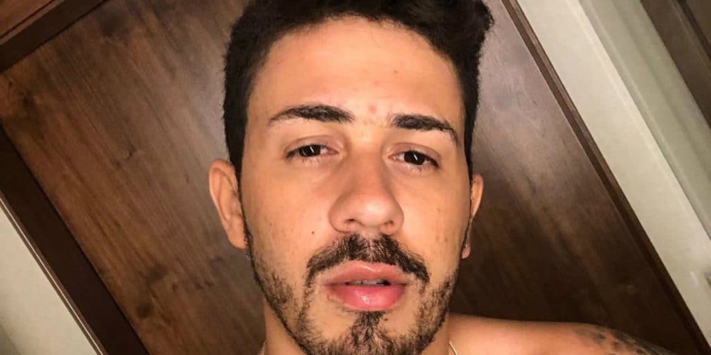 Carlinhos Maia ganha estátua e moradores impedem a instalação do monumento: "envergonhado"