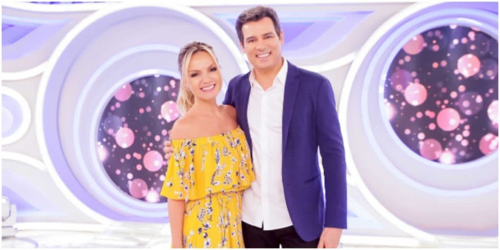 “Te amo”, Eliana surge com Celso Portiolli em bastidores, declara amor e assume: “Olha que lindo”