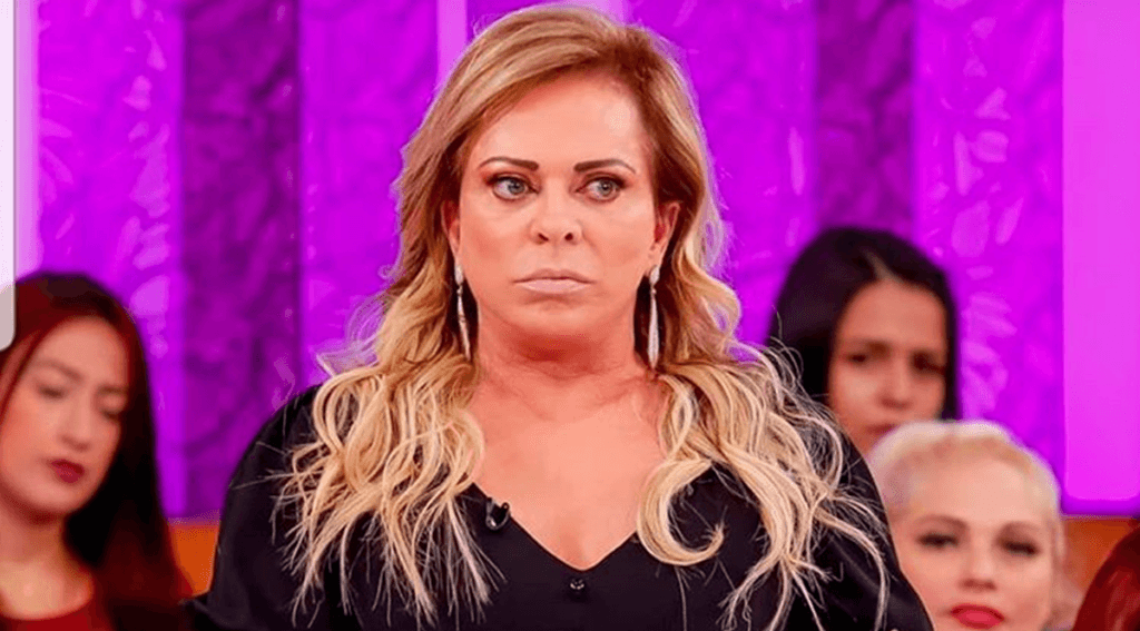 Christina Rocha mostra barraco do Casos de Família