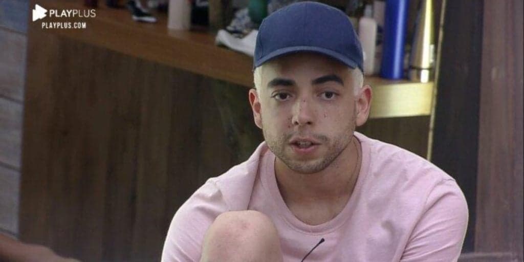 A Fazenda 12: Após barraco com Narizinho, Lucas diz que Raissa Barbosa pode ser expulsa: "tô pu**"