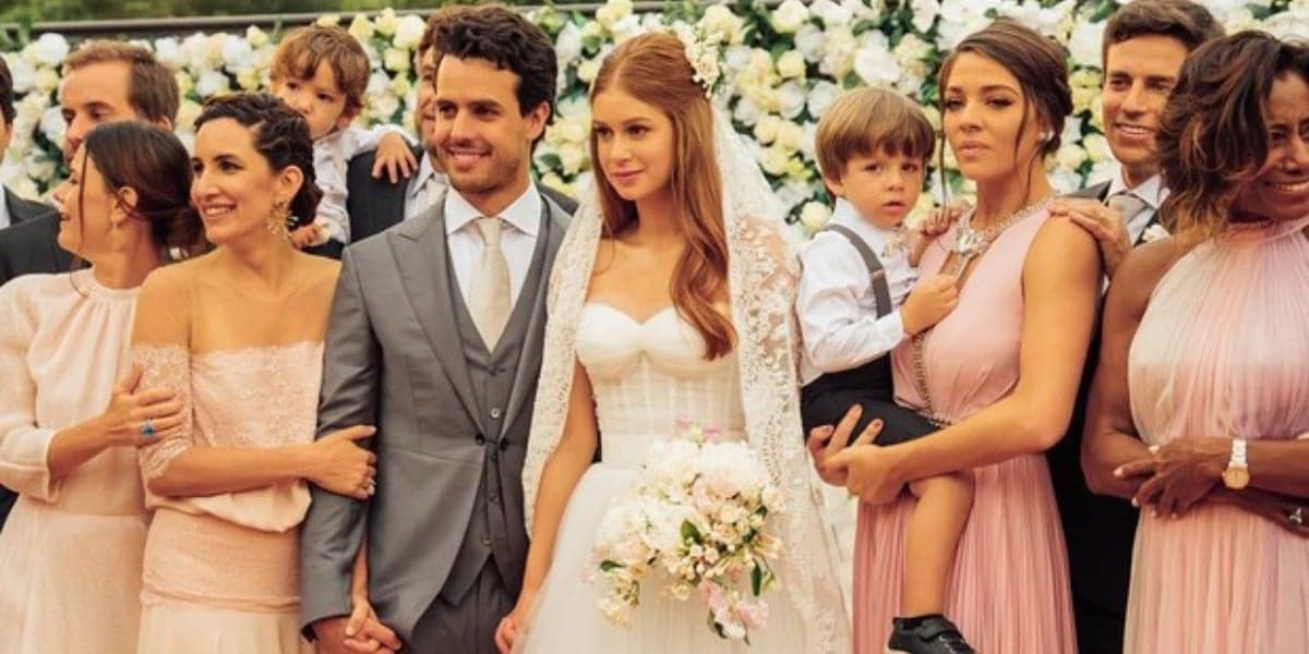 Marina Ruy Barbosa convidou amiga 'cobra' para o casamento com Alexandre Negrão (Foto: Reprodução/Instagram) Marina Ruy Barbosa convidou amiga 'cobra' para o casamento com Alexandre Negrão (Foto: Reprodução/Instagram)