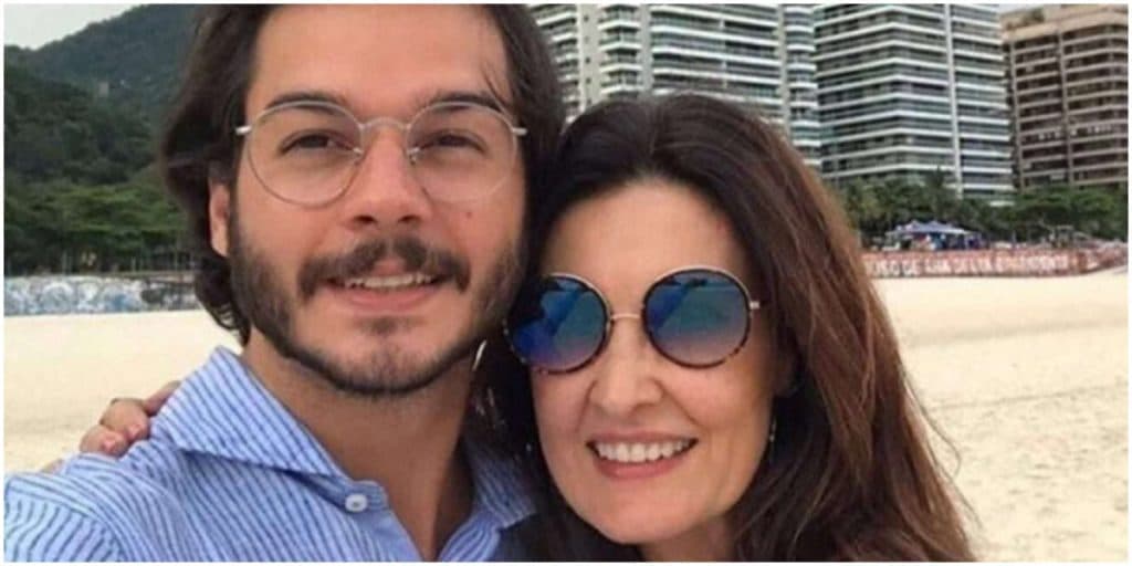 Namorado de Fátima Bernardes fala sobre distância