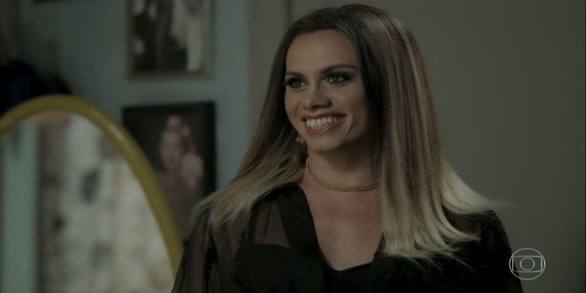 Nonato sorrindo em cena de A Força do Querer