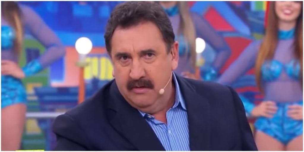 Ratinho segue afastado do SBT e clima é de incerteza nos bastidores