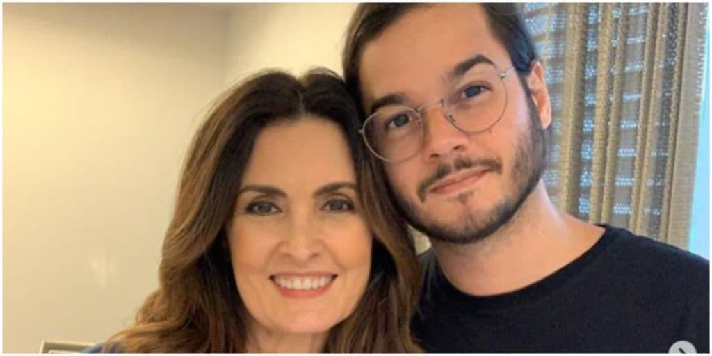Fátima Bernardes tem intimidade exposta por namorado e desmorona após ter que dar adeus ao filho: "Saudade"