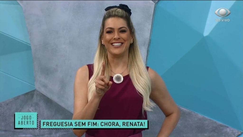Renata Fan enlouquece ao vivo na Band, provoca Denilson e arrebenta: “Sobe”