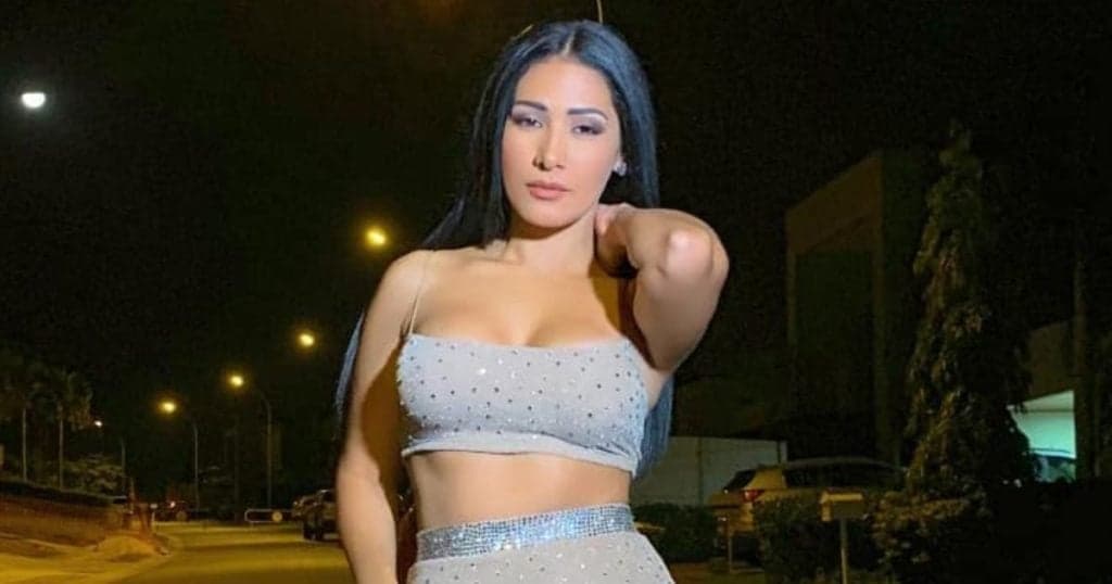 Simaria deixa tabaca escapar em vestido e dança em vídeo prova verdade chocante de sua calcinha: "Nossa"