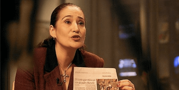 Sonia Abrão, ao vivo, para a RedeTV! por 40 minutos e expõe grave acusação sobre filho de famoso