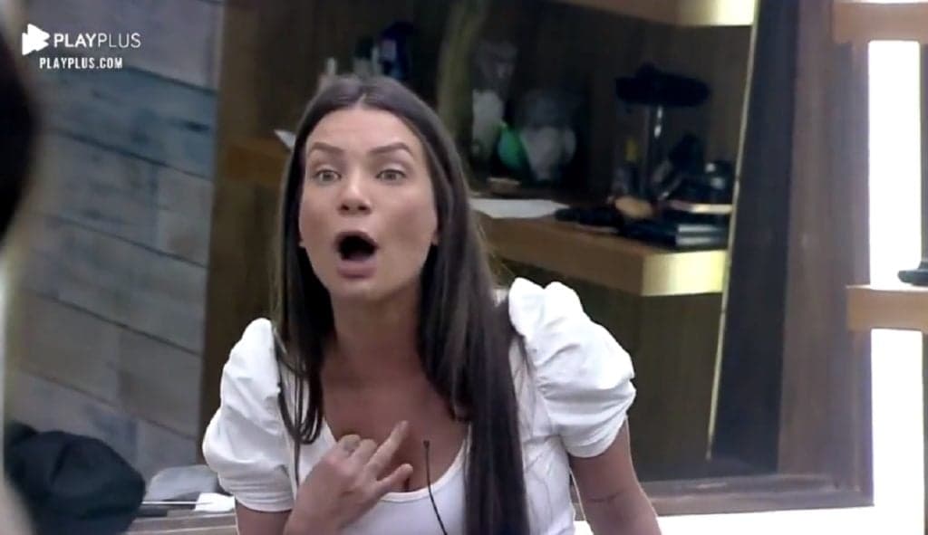 A Fazenda 12: Luiza Ambiel e Stéfani "quebram o pau" após vitória de Biel: "Fofoqueira"