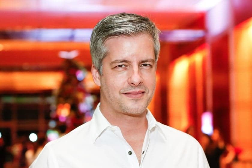Victor, da dupla com Leo, lança carreira solo