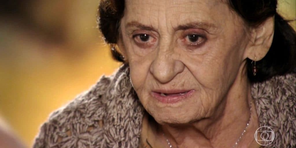 Flor do Caribe: Veridiana é confrontada, segredo cabeludo é exposto e promessa de vingança é feita