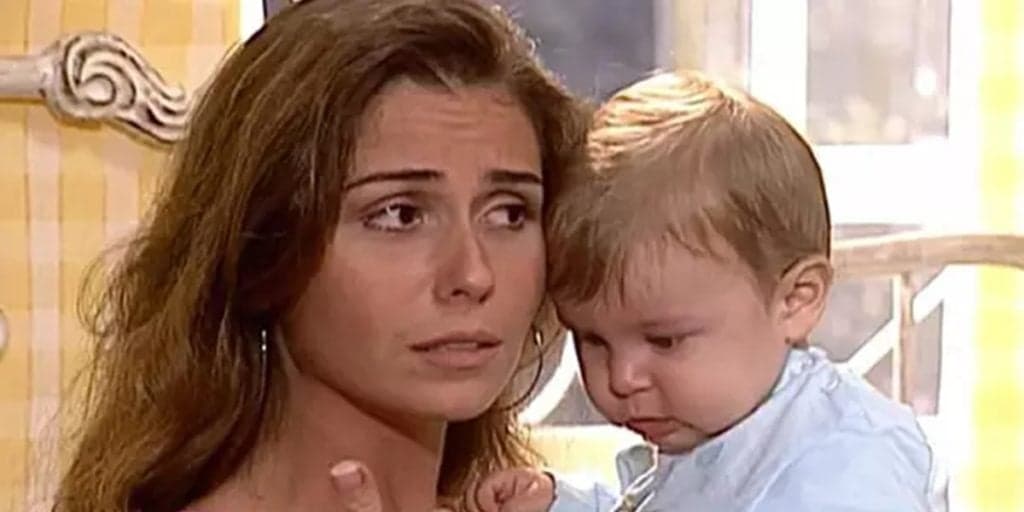 Laços de Família: Helena se preocupa com Fred, apoia namoro com Capitu e dá ultimato a vizinha: “Você é capaz de reverter essa história”