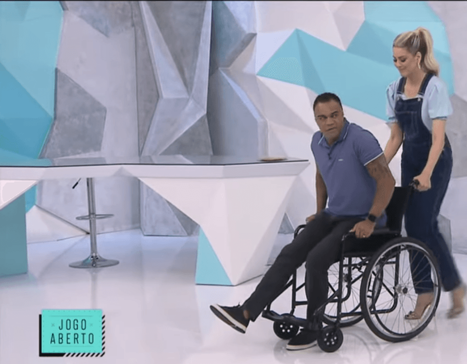 Denílson é afastado do Jogo Aberto