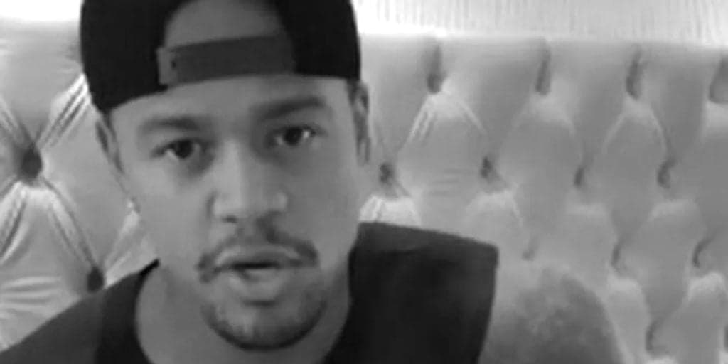 Leo Santana quebra silêncio após a morte do pai, não se segura e desaba em lágrimas: "Dor imensurável"