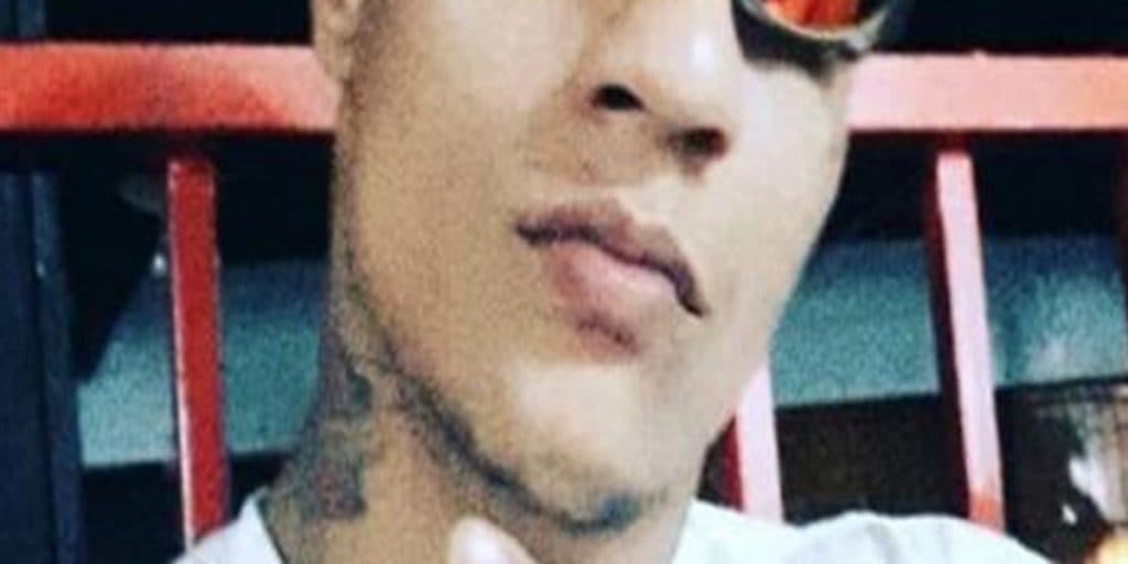 Luto! Cantor é morto de forma brutal enquanto andava de moto: "10 tiros"