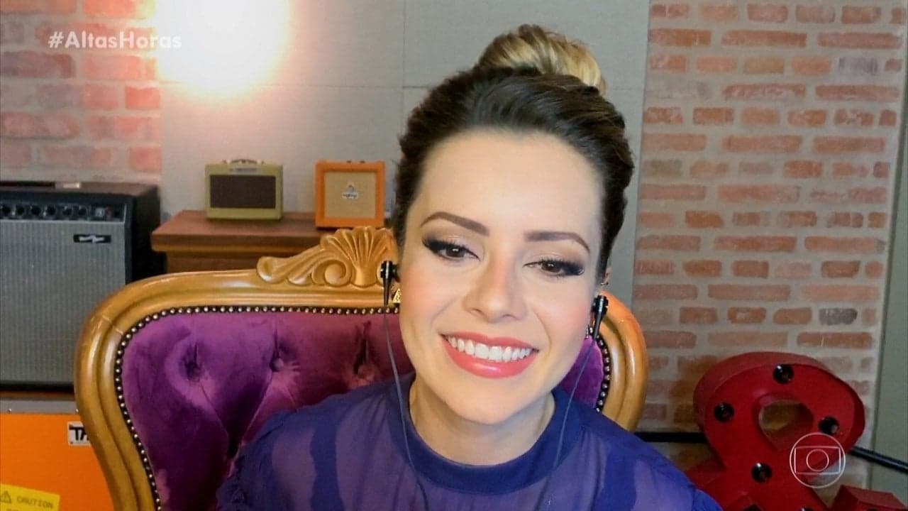 Sandy esteve no Altas Horas e falou sobre intimidade (Foto: Reprodução)