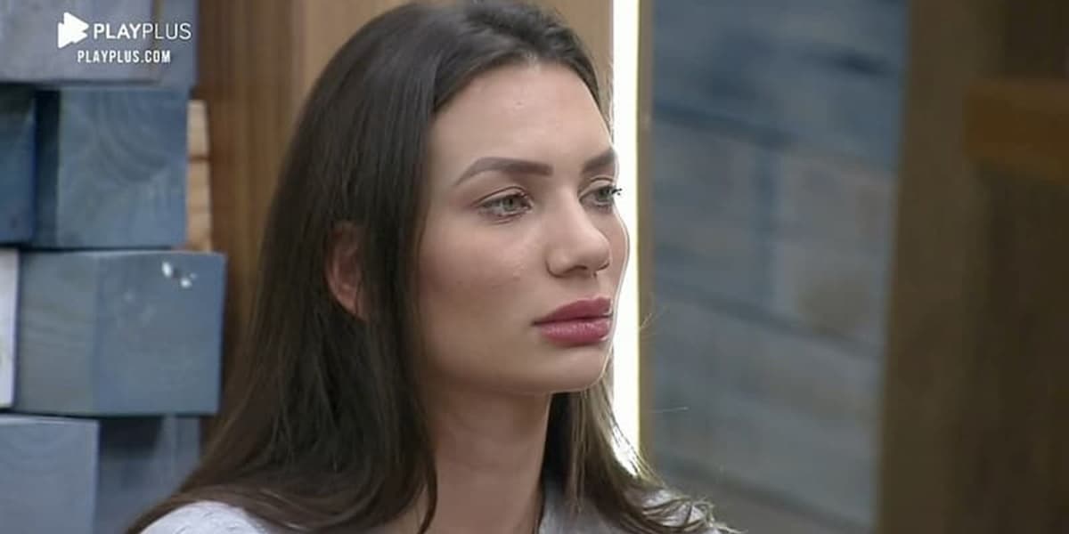 Stéfani Bays ficou irritada com comentários de Marcos Mion (Foto: Reprodução)