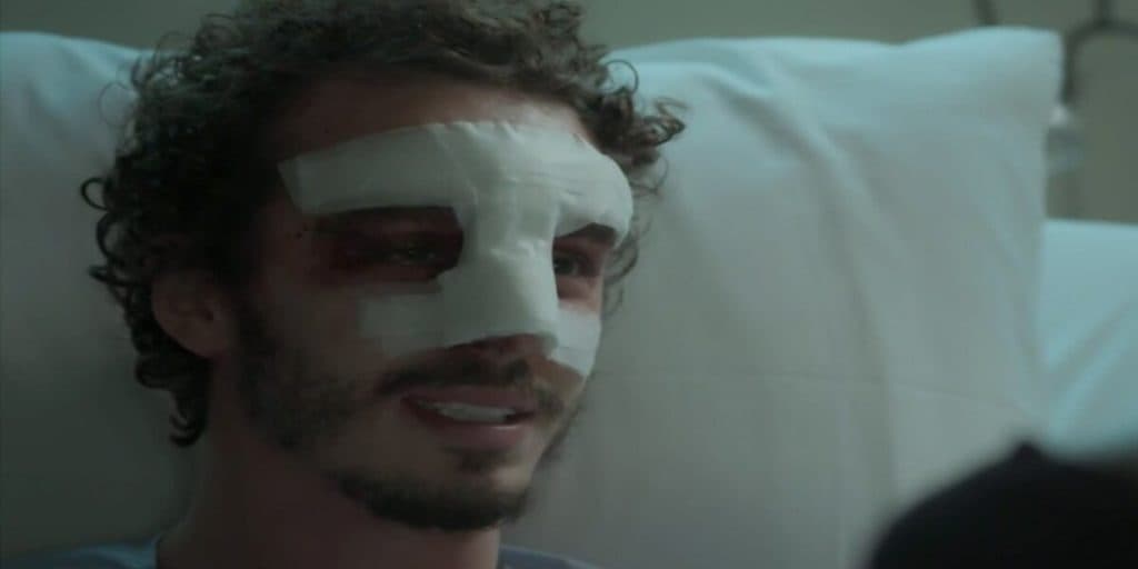 A Força do Querer: Desconfigurado, Claudio na pior lança bomba no colo de Ivana