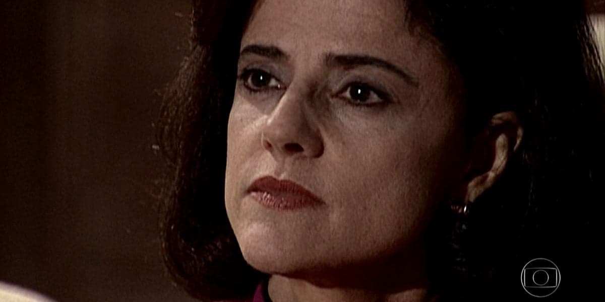 Alma (Marieta Severo) na novela Laços de Família