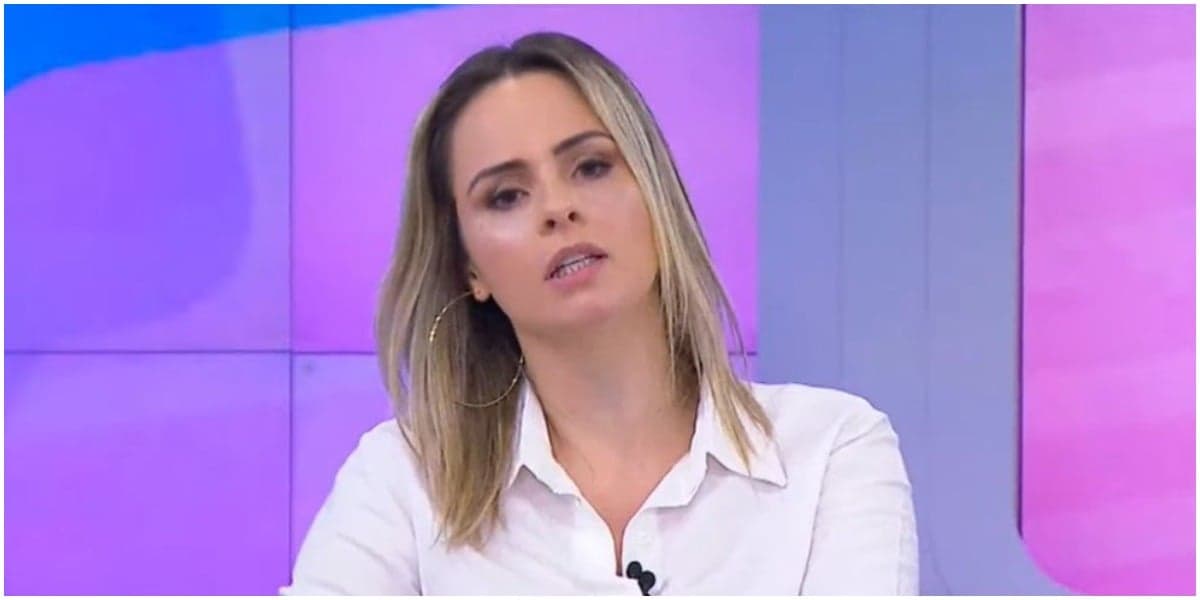Ana Paula Renault falou tudo e mais um pouco - Foto: Reprodução Ana Paula Renault falou tudo e mais um pouco - Foto: Reprodução