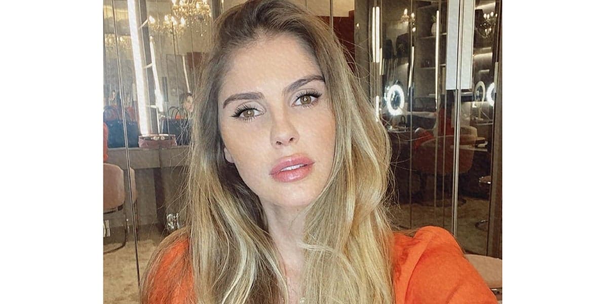 Bárbara Evans chora com resultado de biópsia em embriões (Foto: Reprodução/Instagram)
