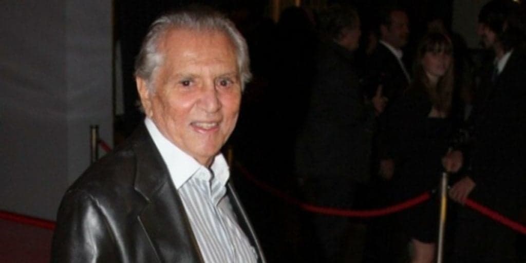 Briga com atriz e afastamento do SBT: Carlos Alberto vive tristezas
