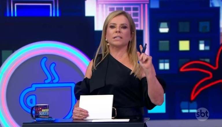 Christina Rocha surge dentro do SBT e dá fim a boatos de demissão