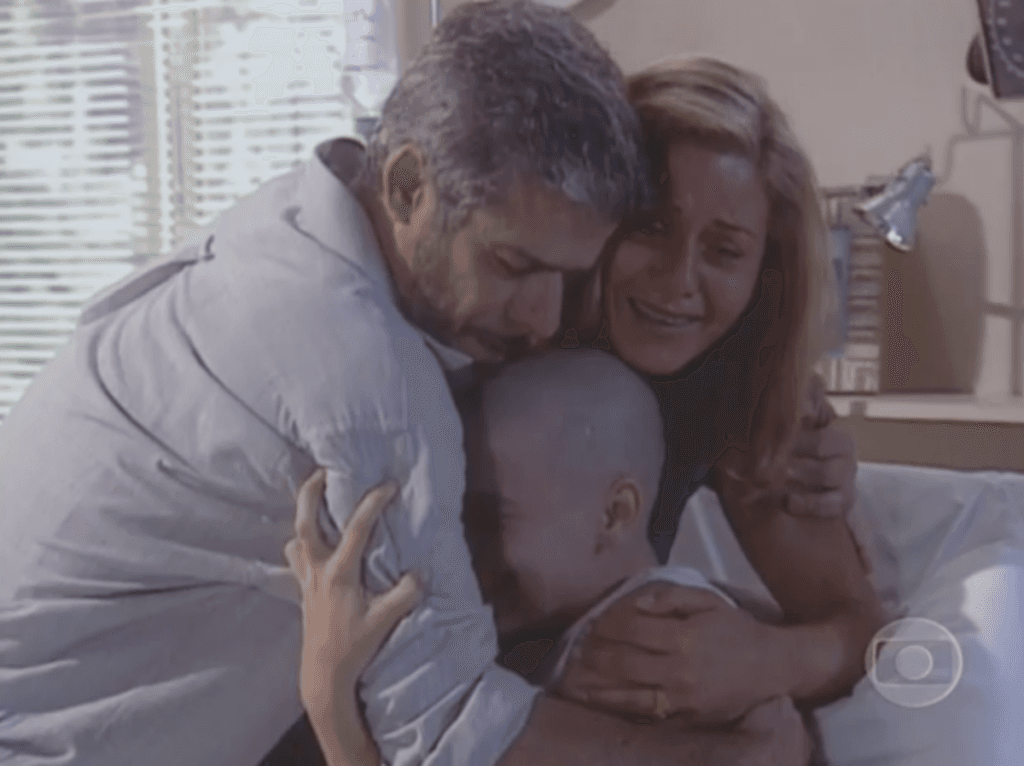 Camila na cama, Helena grávida e Alma com filhos da empregada morta: Os finais de Laços de Família
