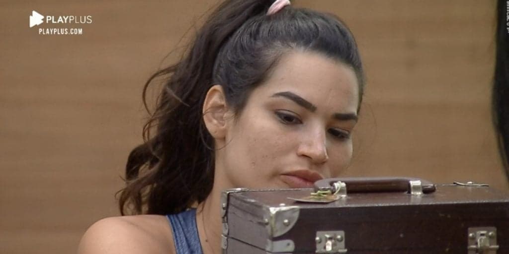 A Fazenda 12: Raissa, após receber nova ordem de Jojo, se irrita com peoa e dispara: "Não"