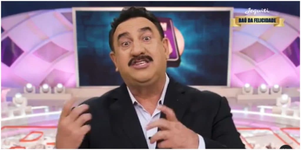 Ratinho faz retrospectiva sobre 2020: "Um ano diferente entre erros e acertos"