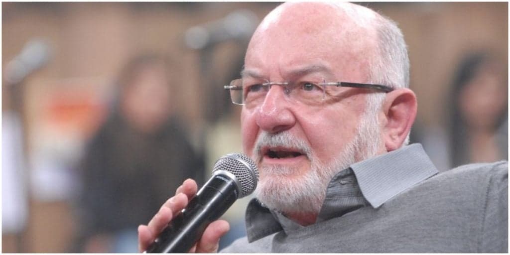 Autores comemoram queda de Silvio de Abreu e gestão ditatorial do autor na Globo vem à tona