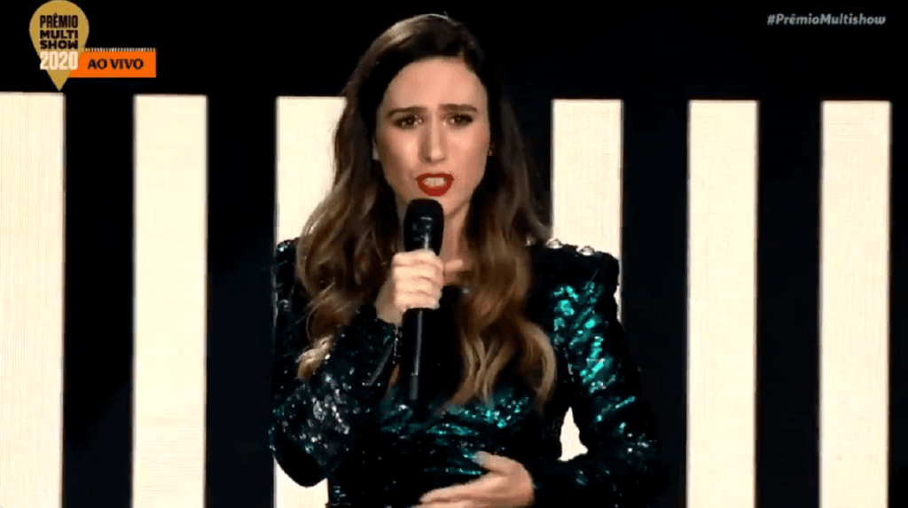 Tatá Werneck tem atitude controversa e se recusa a cumprimentar ganhadores de prêmio na Multishow